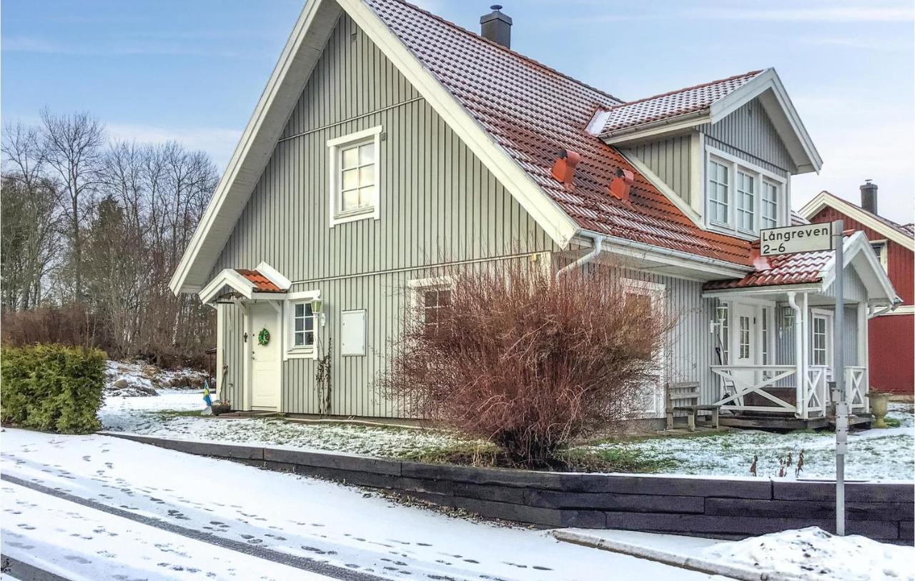 Cozy Apartment In Sigtuna With Wifi Exterior photo